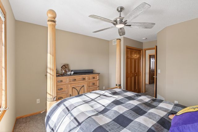 9300 Tewsbury Gate, Maple Grove, MN 55311