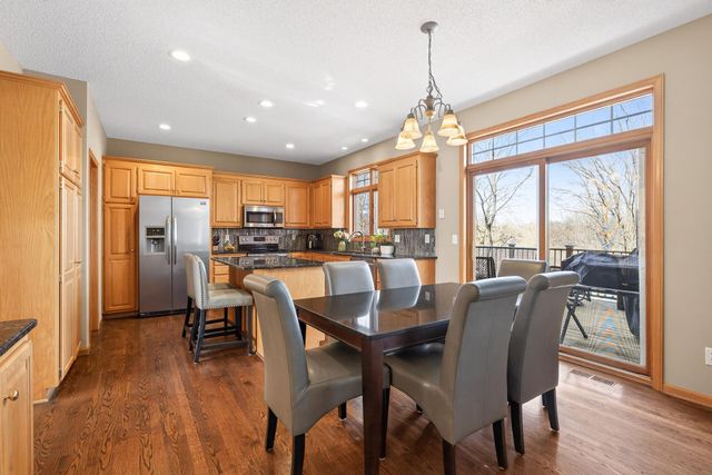 9300 Tewsbury Gate, Maple Grove, MN 55311
