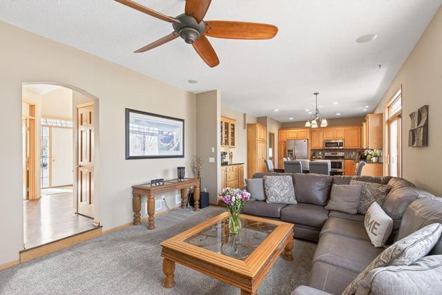 9300 Tewsbury Gate, Maple Grove, MN 55311