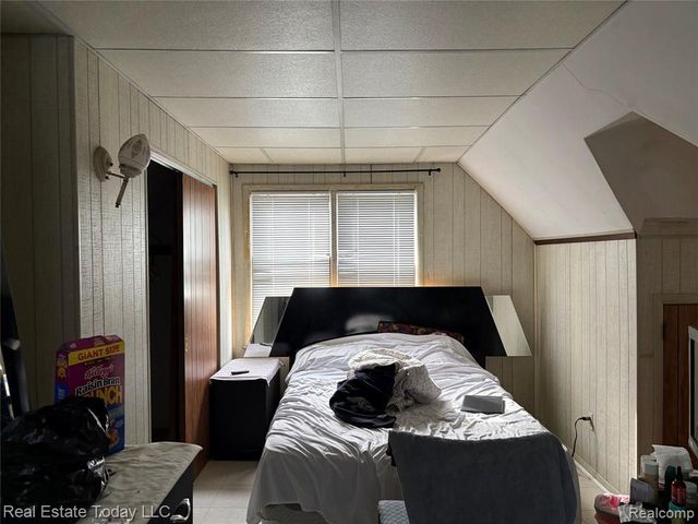 2405 Sturtevant Street, Detroit, MI 48206