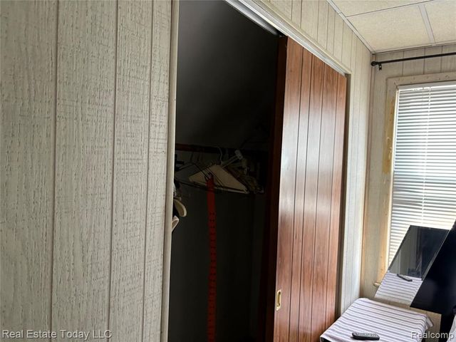 2405 Sturtevant Street, Detroit, MI 48206