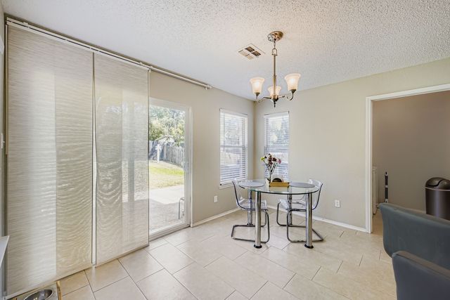 7107 Chambers Creek Lane, Arlington, TX 76002