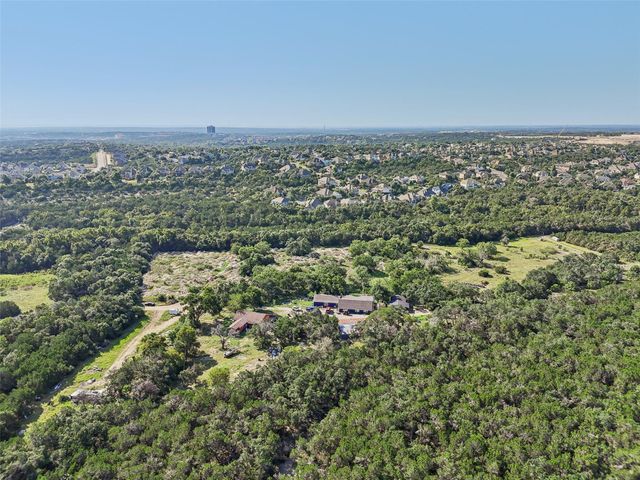 8737 W Highway 71, Austin, TX 78736