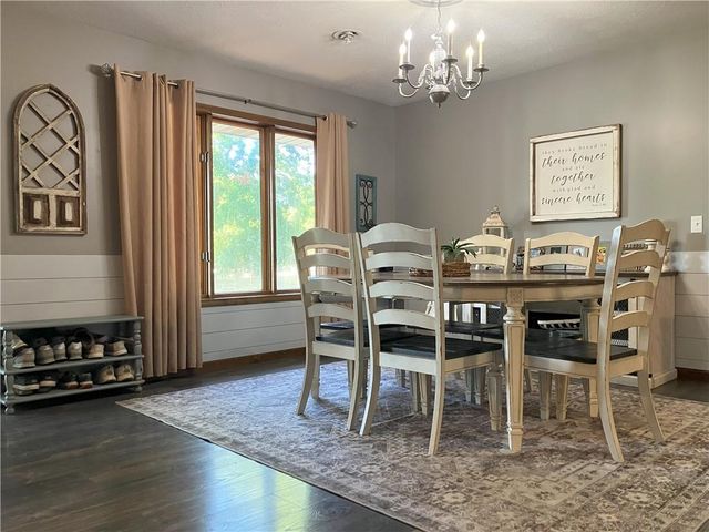 708 E Grand Avenue, Lacygne, KS 66040