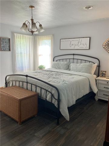 708 E Grand Avenue, Lacygne, KS 66040