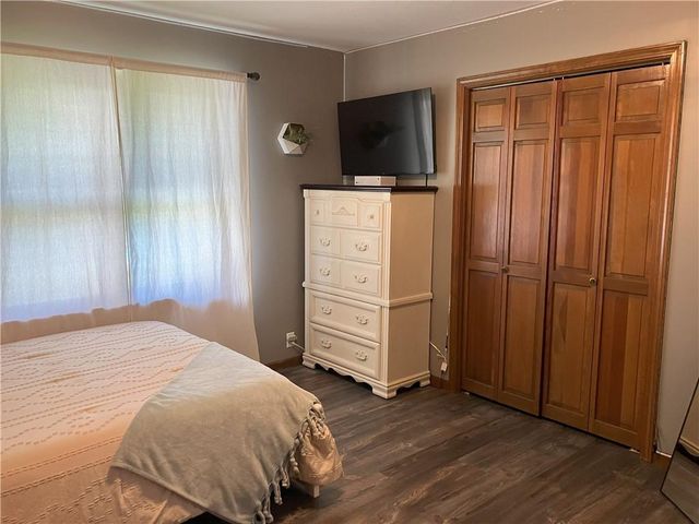 708 E Grand Avenue, Lacygne, KS 66040