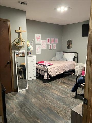 708 E Grand Avenue, Lacygne, KS 66040