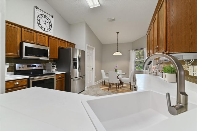 10330 PLEASANT VIEW DR., Leesburg, FL 34788