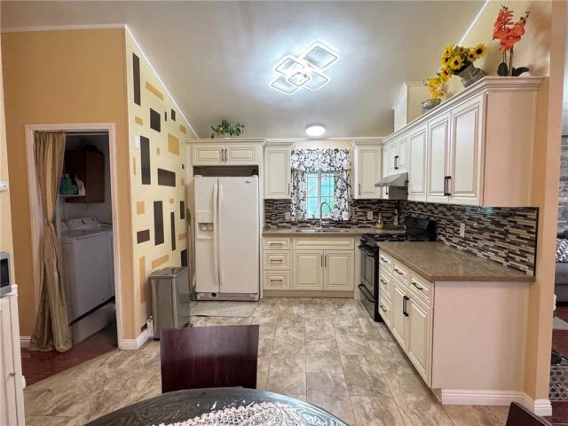 21210 E Arrow 120, Covina, CA 91724