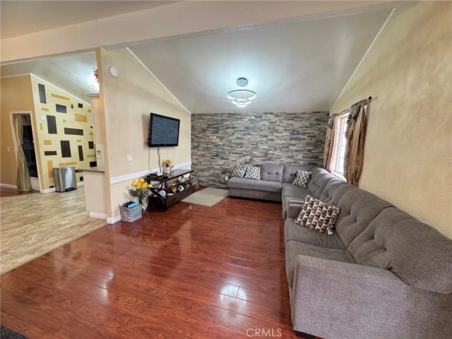 21210 E Arrow 120, Covina, CA 91724