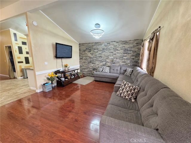 21210 E Arrow 120, Covina, CA 91724