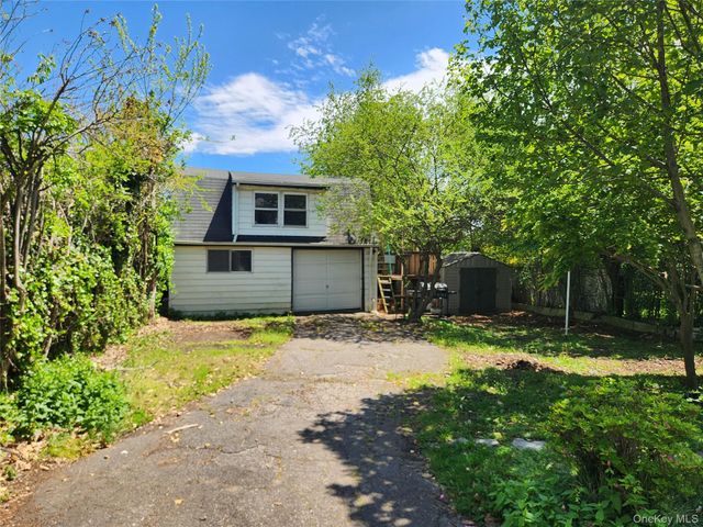 839 Fullerton Avenue, Uniondale, NY 11553
