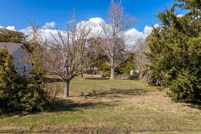 1884 E Sea Aire Canal SW, Supply, NC 28462