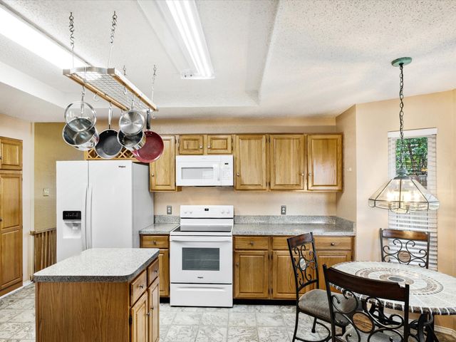 2104 Homestead Drive, Mesquite, TX 75181