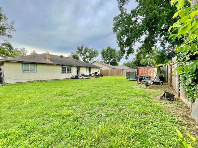 2214 Rhyme Court Road, Houston, TX 77067