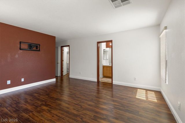 5009 Lone Wolf Avenue, Las Vegas, NV 89131