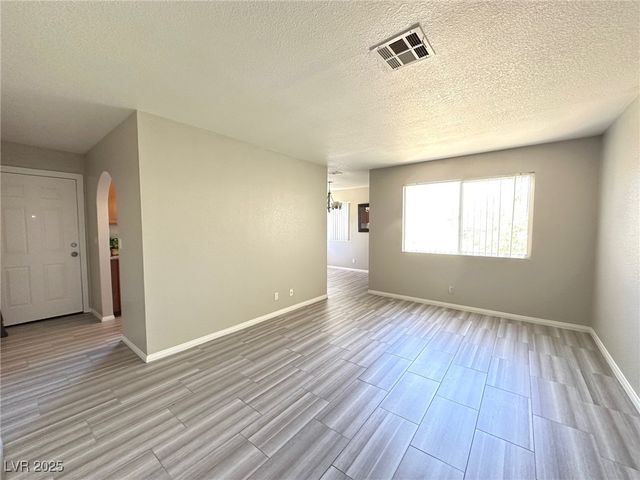 1814 DECATUR Boulevard 203, Las Vegas, NV 89108
