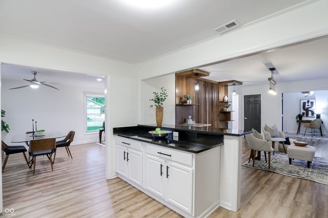 512 Lexington Boulevard, Carmel, IN 46032