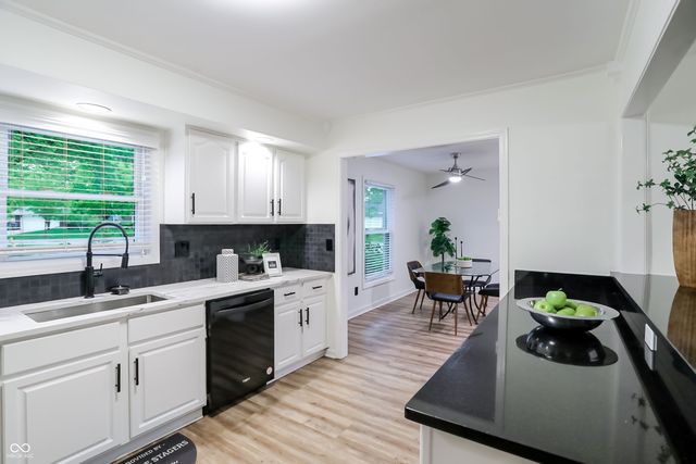 512 Lexington Boulevard, Carmel, IN 46032