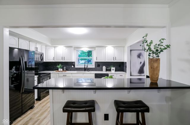 512 Lexington Boulevard, Carmel, IN 46032