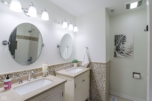 512 Lexington Boulevard, Carmel, IN 46032