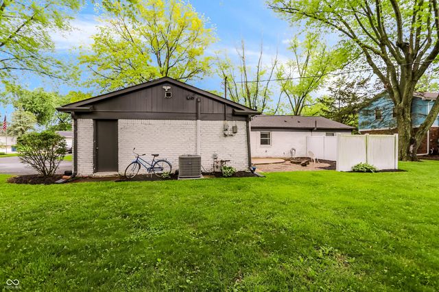 512 Lexington Boulevard, Carmel, IN 46032