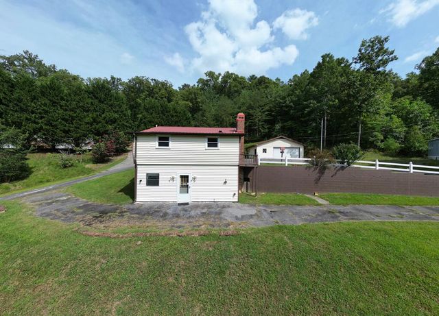 733 Jones Street, Blairsville, GA 30512