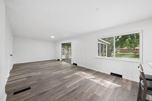 2633 Floribunda Drive, Columbus, OH 43209