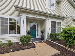 949 Charlela Lane, Elk Grove Village, IL 60007