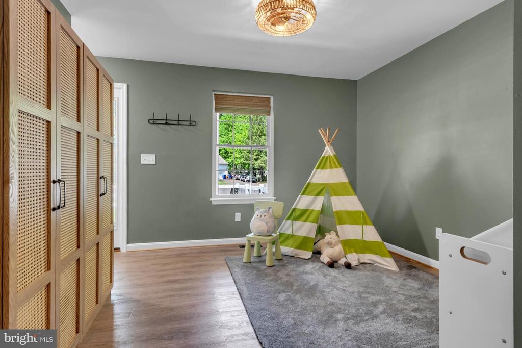 Image 22 of property listing at 118 STEWART LN, Grasonville, MD 21638