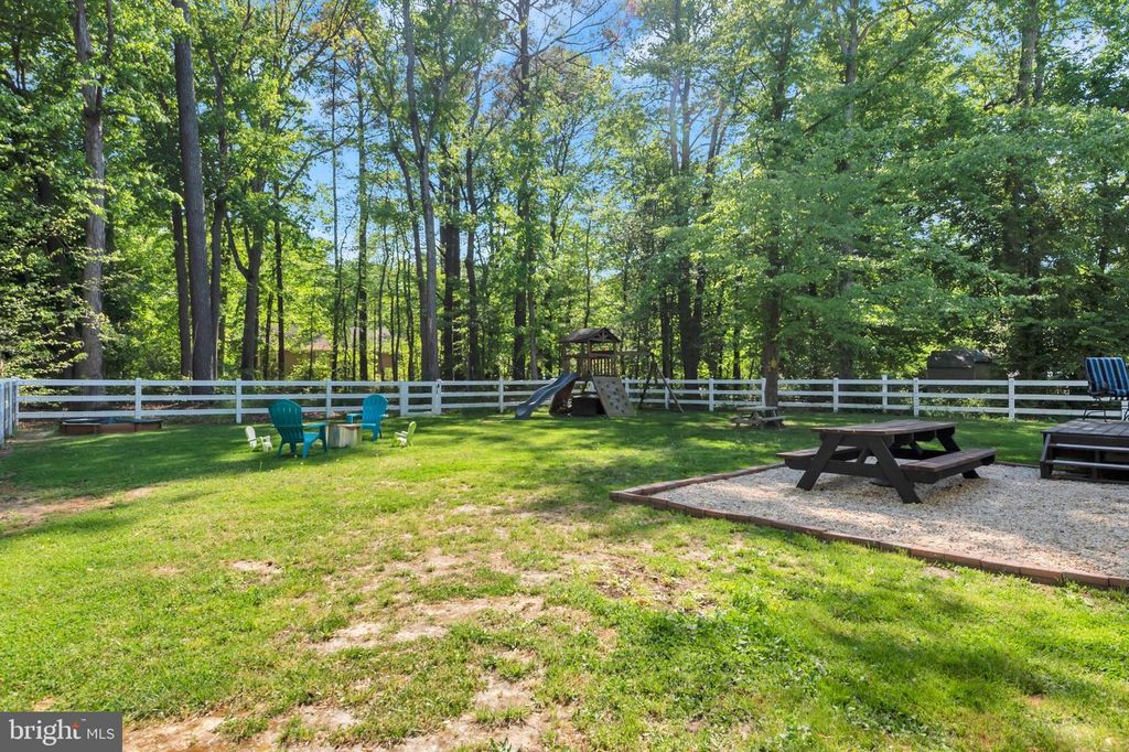 Image 38 of property listing at 118 STEWART LN, Grasonville, MD 21638