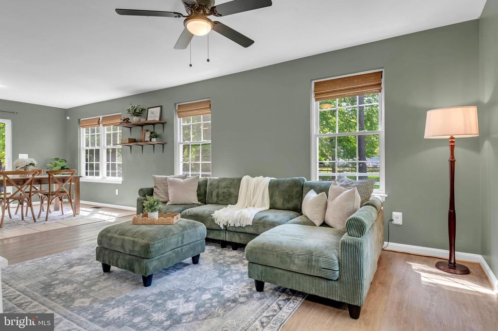 Image 8 of property listing at 118 STEWART LN, Grasonville, MD 21638