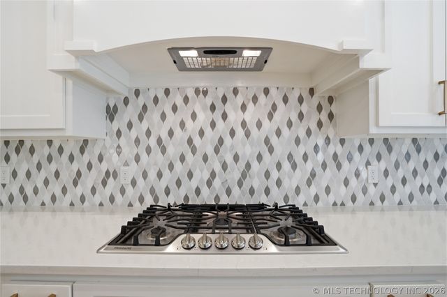 7409 S Chestnut Avenue, Broken Arrow, OK 74011