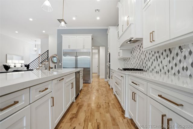 7409 S Chestnut Avenue, Broken Arrow, OK 74011