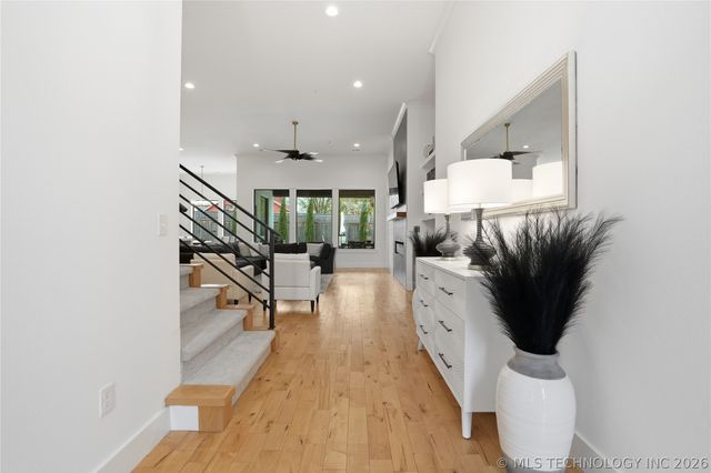 7409 S Chestnut Avenue, Broken Arrow, OK 74011