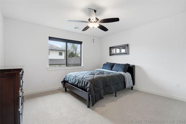 7409 S Chestnut Avenue, Broken Arrow, OK 74011