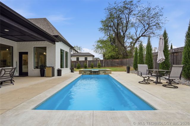 7409 S Chestnut Avenue, Broken Arrow, OK 74011