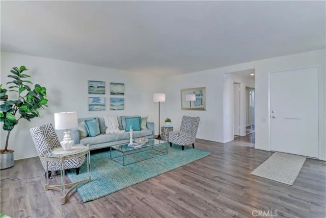 2306 Via Puerta A, Laguna Woods, CA 92637