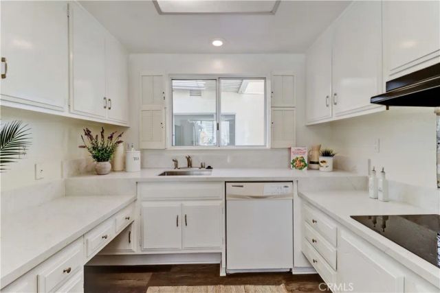2306 Via Puerta A, Laguna Woods, CA 92637