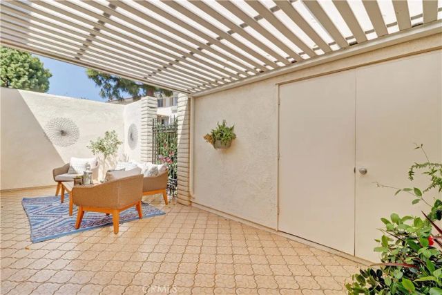 2306 Via Puerta A, Laguna Woods, CA 92637