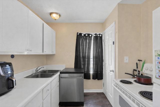 2422 Joyce Avenue, Columbus, OH 43211