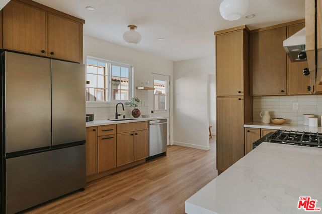 3439 W 59th Place, Los Angeles, CA 90043