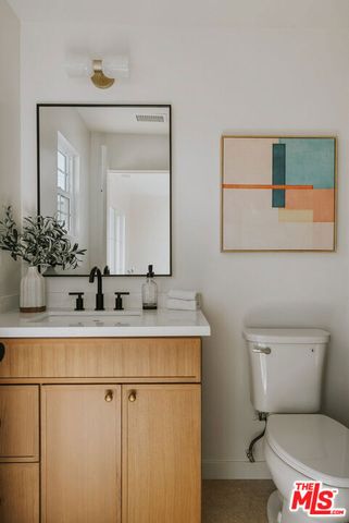 3439 W 59th Place, Los Angeles, CA 90043