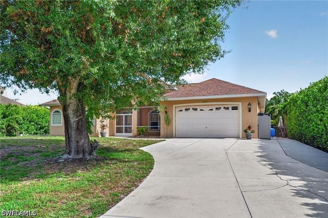 6817 Eagle ST, Fort Myers, FL 33966