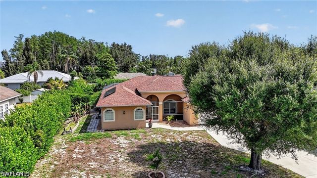 6817 Eagle ST, Fort Myers, FL 33966