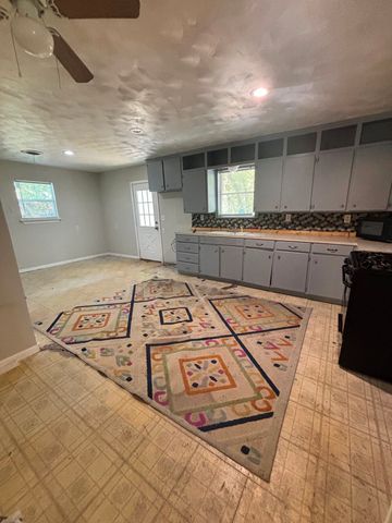 1204 Stuart Road, Denton, TX 76209