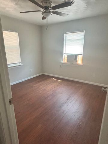 1204 Stuart Road, Denton, TX 76209