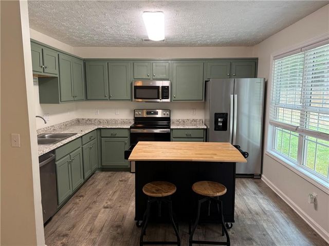 1201 Oakland Drive, Monroe, GA 30655