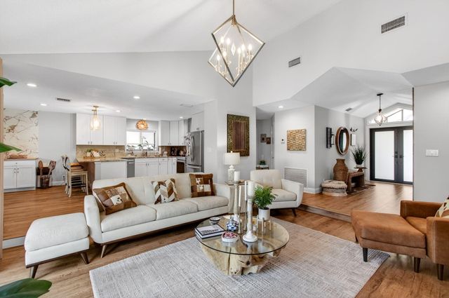 18304 181st Circle S, Boca Raton, FL 33498