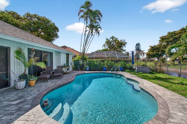 18304 181st Circle S, Boca Raton, FL 33498